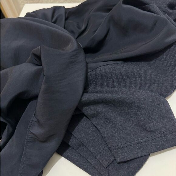 lola & sophie New York crowl neck top Navy size XL - Picture 10 of 10